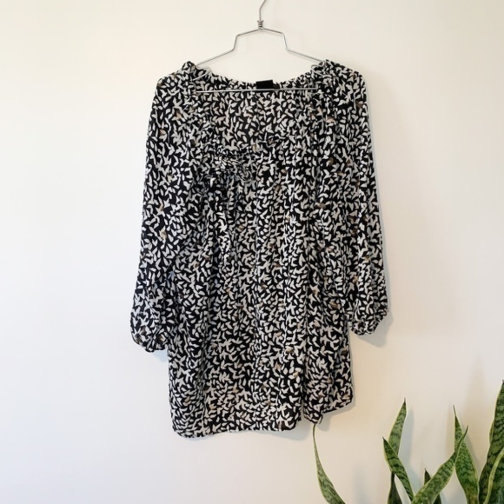 3/$25 Rafaella Geometric Black White 3/4 Length Blouse sz XL